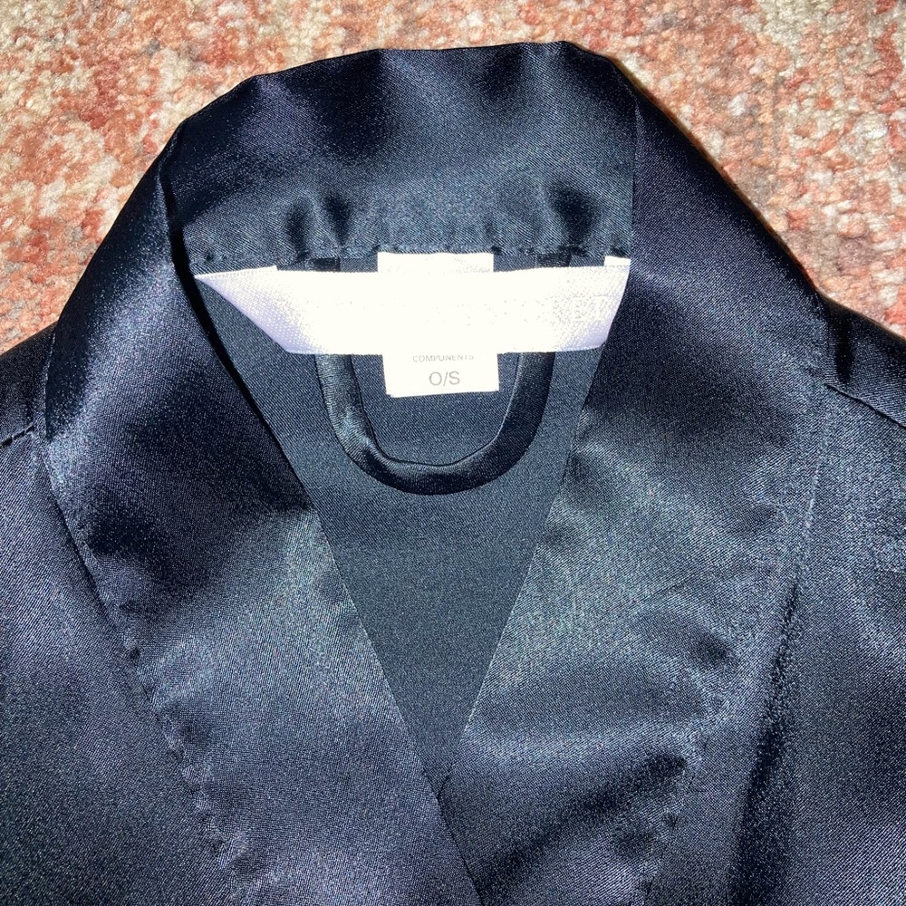 2006 Black Robe - Picture 4 of 5